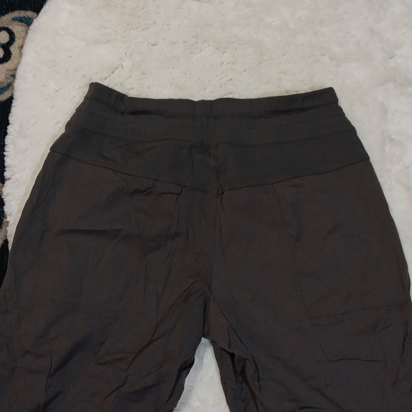 Lululemon gray cropped unlined dance studio pants women's 8 - Picture 7 of 9